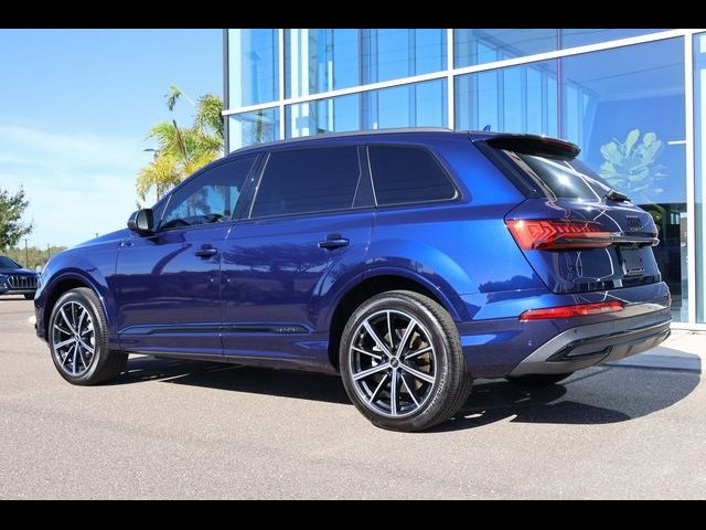 2022 Audi Q7 Premium Plus