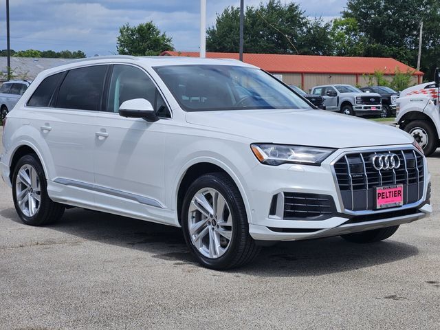 2022 Audi Q7 Premium Plus
