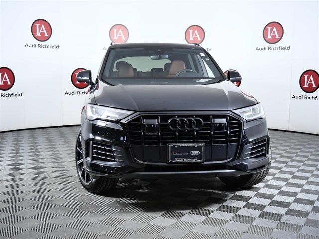 2022 Audi Q7 Premium Plus