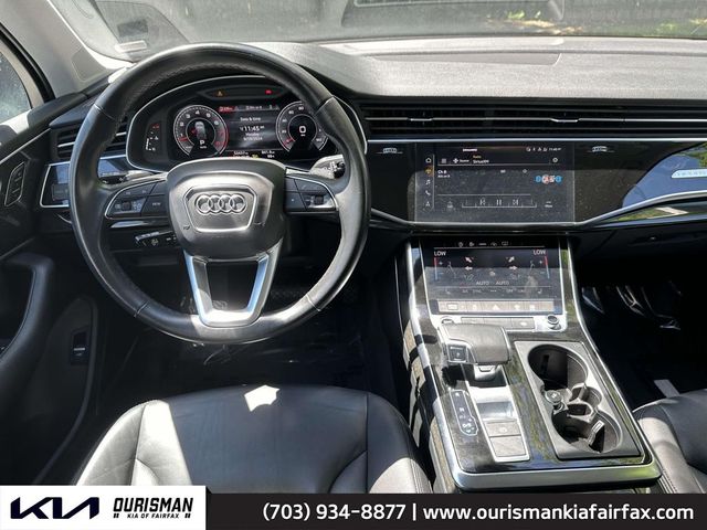 2022 Audi Q7 Premium Plus