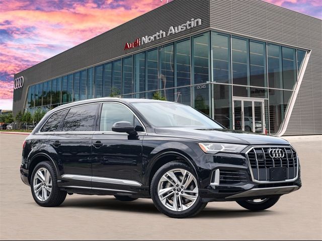 2022 Audi Q7 Premium Plus