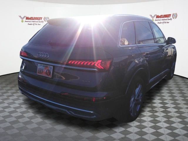 2022 Audi Q7 Premium Plus