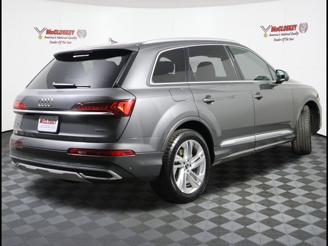 2022 Audi Q7 Premium Plus