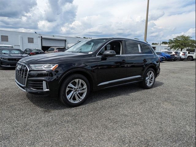 2022 Audi Q7 Premium Plus