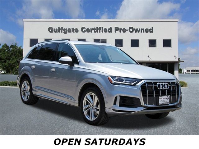 2022 Audi Q7 Premium Plus