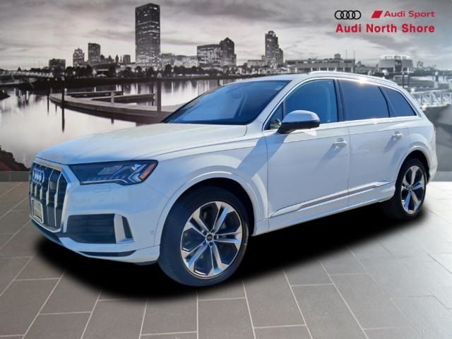 2022 Audi Q7 Premium Plus