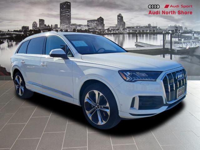 2022 Audi Q7 Premium Plus