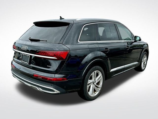 2022 Audi Q7 Premium Plus