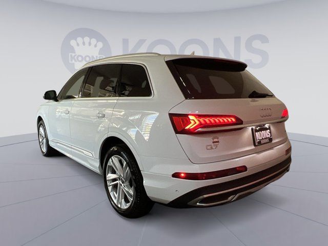 2022 Audi Q7 Premium Plus