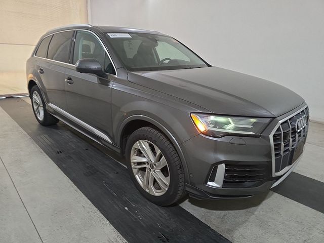 2022 Audi Q7 Premium Plus