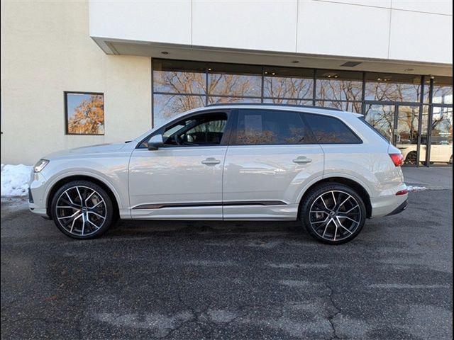 2022 Audi Q7 Prestige