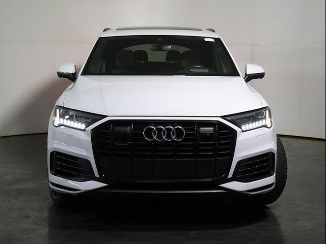 2022 Audi Q7 Prestige