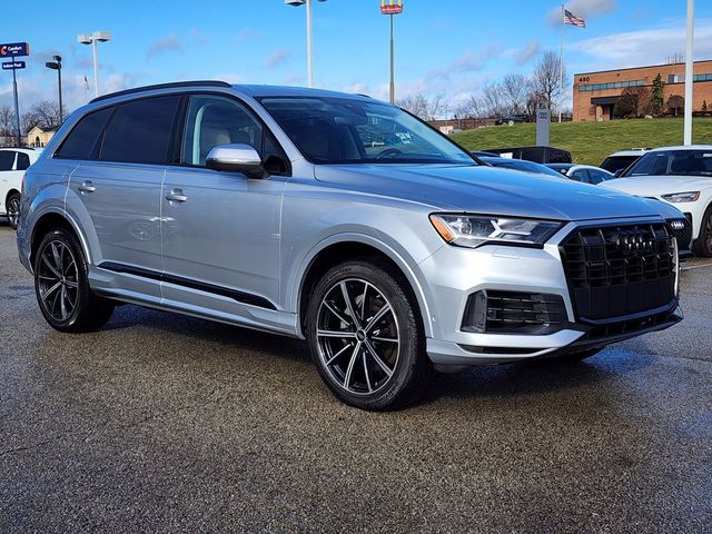 2022 Audi Q7 Prestige