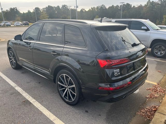 2022 Audi Q7 Prestige