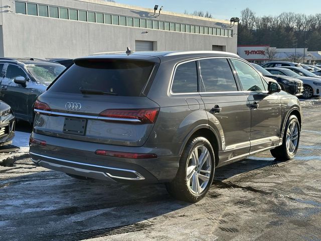 2022 Audi Q7 Premium