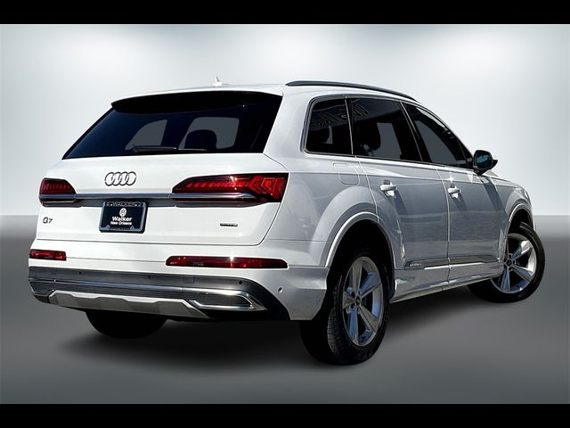 2022 Audi Q7 Premium