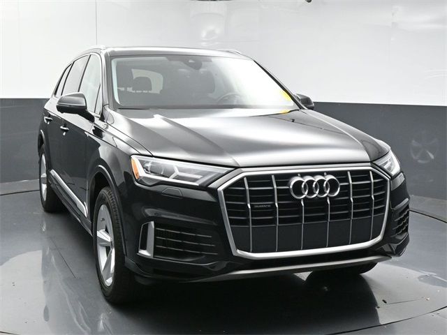 2022 Audi Q7 Premium