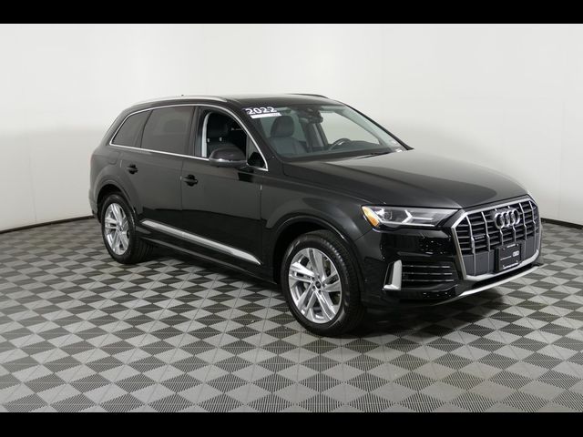 2022 Audi Q7 Premium