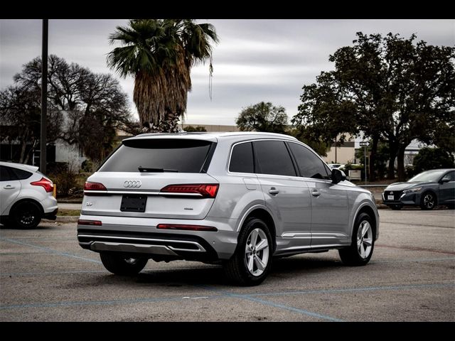 2022 Audi Q7 Premium