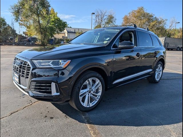 2022 Audi Q7 Premium