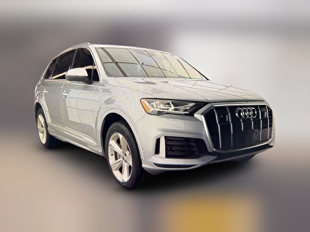 2022 Audi Q7 Premium Plus