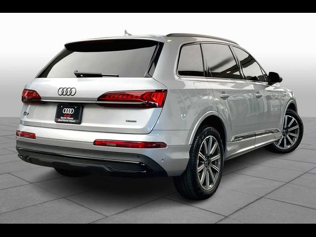 2022 Audi Q7 Premium Plus