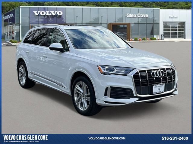 2022 Audi Q7 Premium Plus