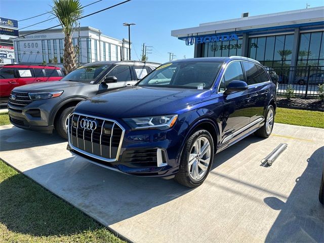 2022 Audi Q7 Premium Plus