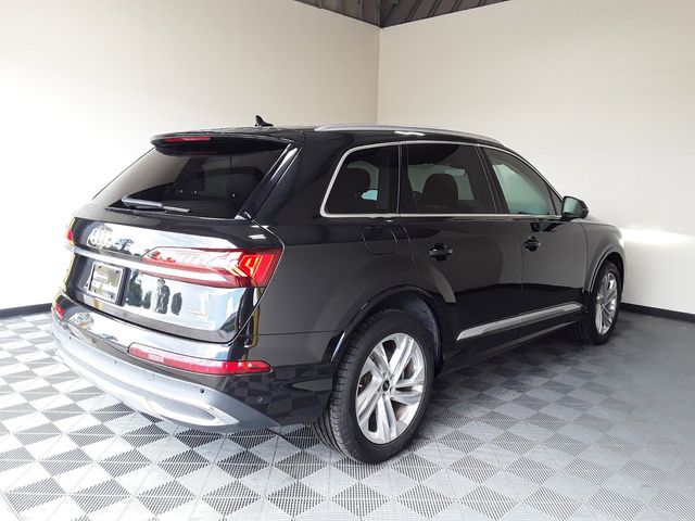 2022 Audi Q7 Premium Plus