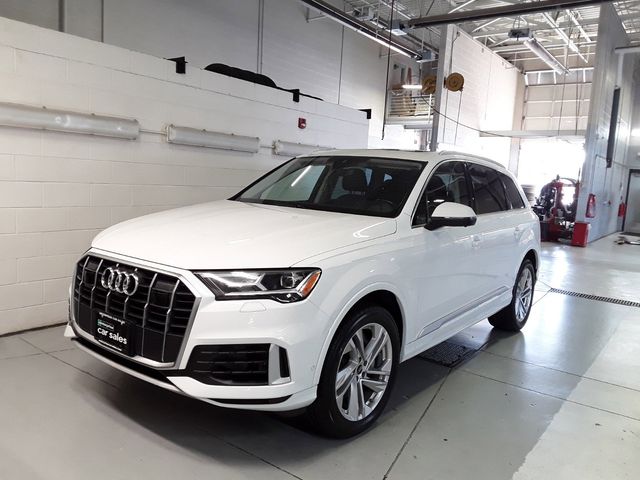 2022 Audi Q7 Premium Plus