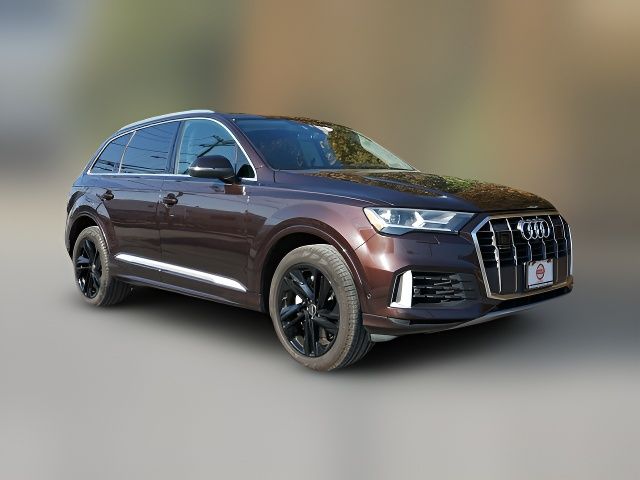 2022 Audi Q7 Premium Plus