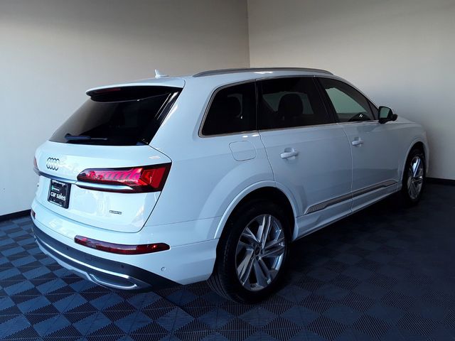 2022 Audi Q7 Premium Plus