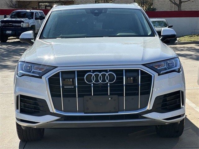 2022 Audi Q7 Premium Plus