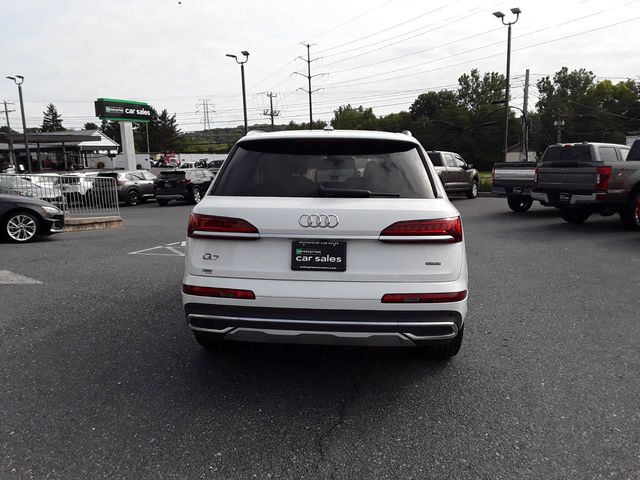 2022 Audi Q7 Premium Plus