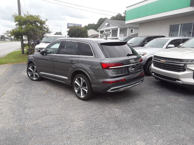 2022 Audi Q7 Premium Plus