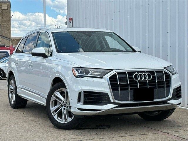 2022 Audi Q7 Premium Plus