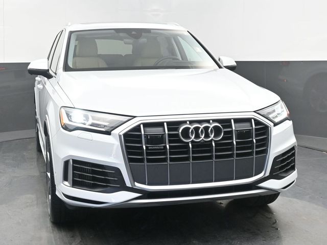 2022 Audi Q7 Prestige