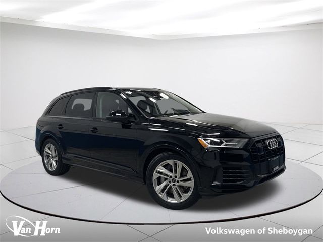 2022 Audi Q7 Prestige