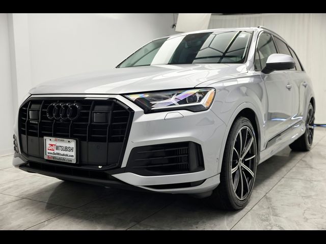 2022 Audi Q7 Prestige