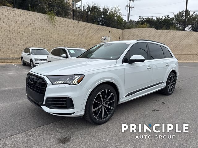 2022 Audi Q7 Prestige