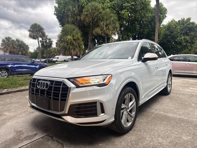 2022 Audi Q7 Premium