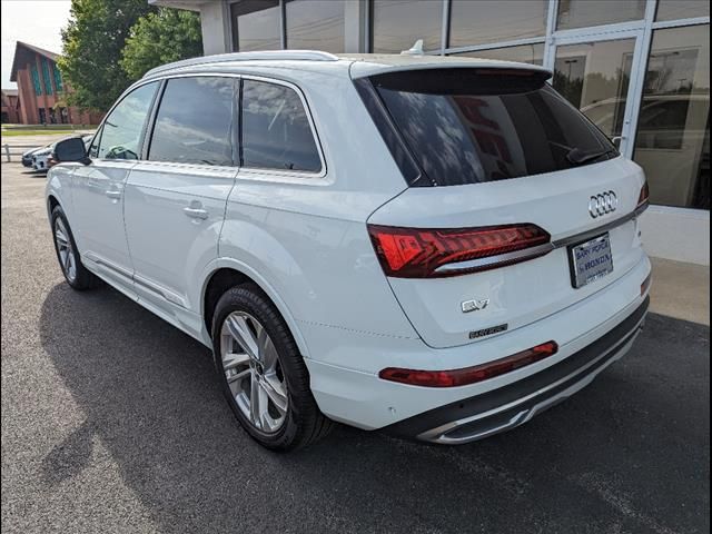 2022 Audi Q7 Premium Plus