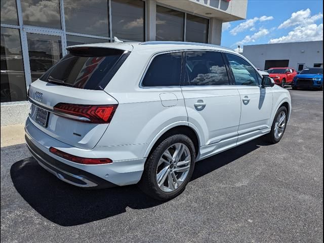 2022 Audi Q7 Premium Plus