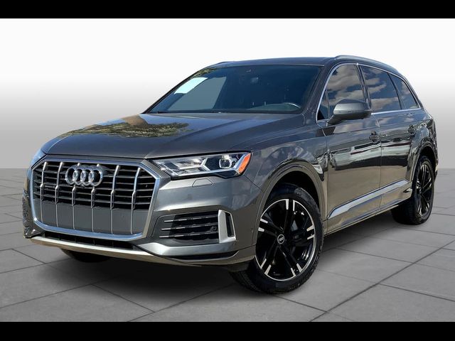 2022 Audi Q7 Premium