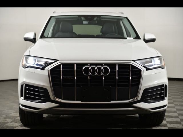 2022 Audi Q7 Premium