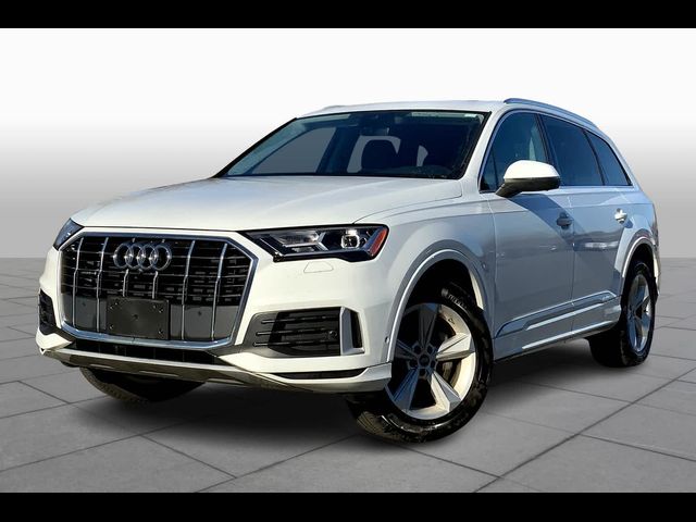 2022 Audi Q7 Premium