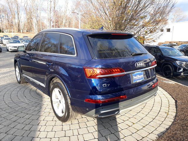 2022 Audi Q7 Premium