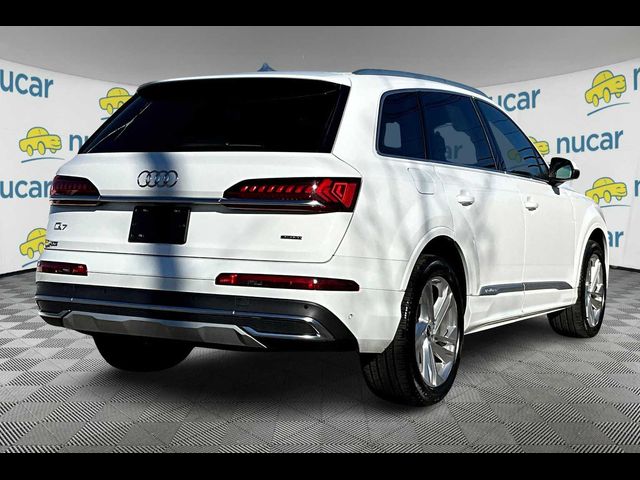 2022 Audi Q7 Premium