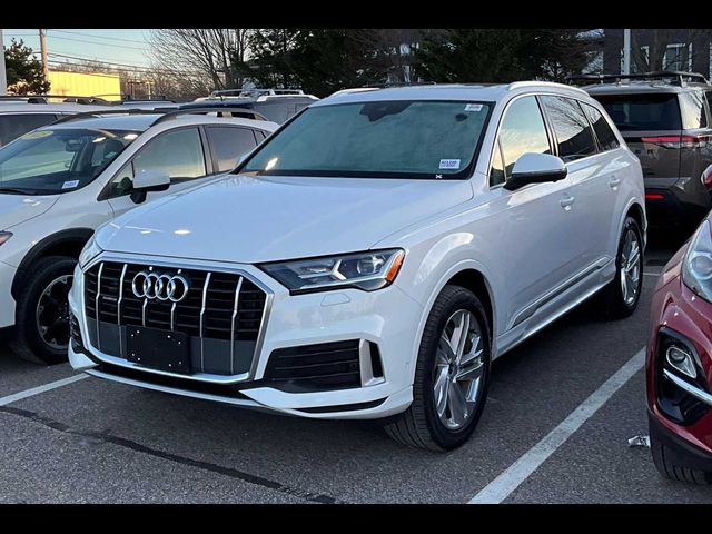 2022 Audi Q7 Premium