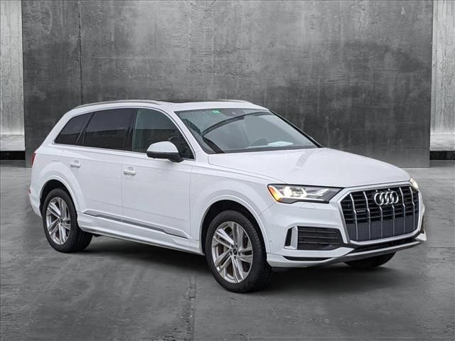 2022 Audi Q7 Premium